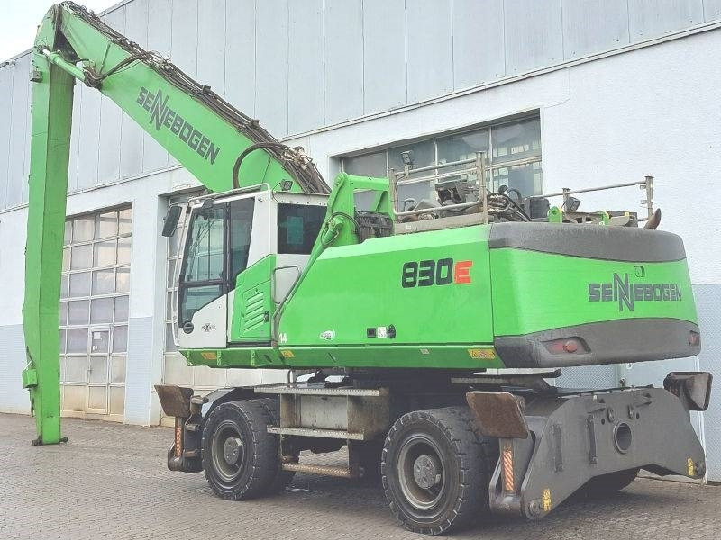 Sennebogen 830 E  - Bager za obradu otpada/ Industrije: slika 3 Sennebogen 830 E  - Bager za obradu otpada/ Industrije: slika 3