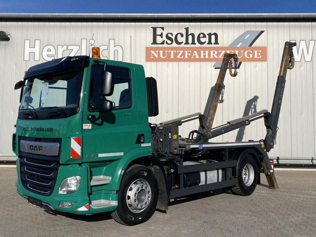 DAF CF 450 - Kamion za utovaranje kontejnera: slika 1 DAF CF 450 - Kamion za utovaranje kontejnera: slika 1