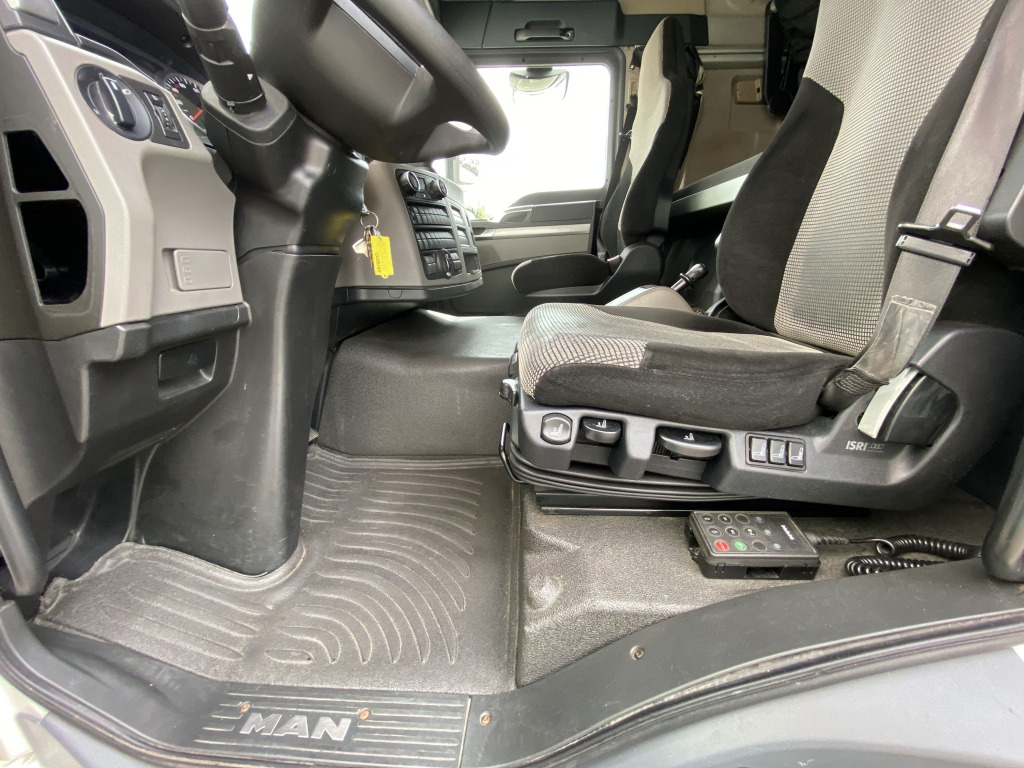 MAN TGL 12.250 4x2 BL - Kamion sa ceradom: slika 4 MAN TGL 12.250 4x2 BL - Kamion sa ceradom: slika 4