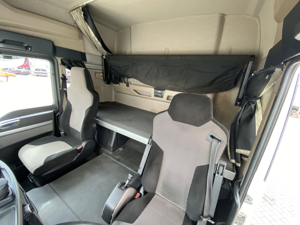 MAN TGL 12.250 4x2 BL - Kamion sa ceradom: slika 5 MAN TGL 12.250 4x2 BL - Kamion sa ceradom: slika 5