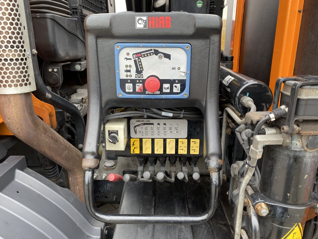 MAN TGM 15.290 4x2 BL / HIAB Faltkran - Kamion sa tovarnim sandukom, Kamion sa dizalicom: slika 2 MAN TGM 15.290 4x2 BL / HIAB Faltkran - Kamion sa tovarnim sandukom, Kamion sa dizalicom: slika 2