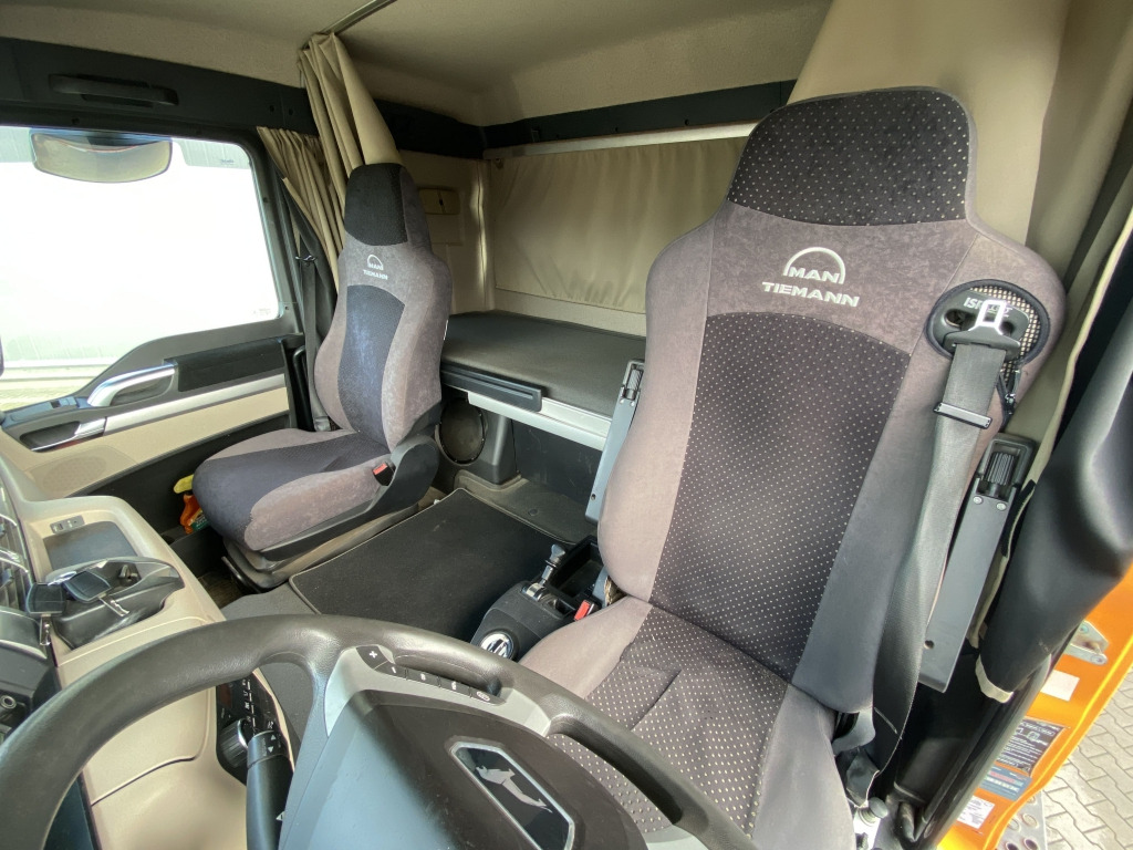 MAN TGS 26.460 6x6 H BL - Istovarivač: slika 3 MAN TGS 26.460 6x6 H BL - Istovarivač: slika 3