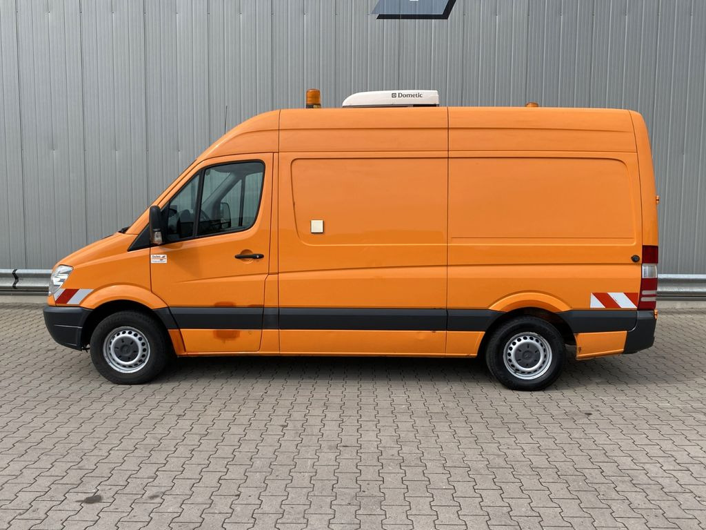 Mercedes-Benz 315 CDI Kamerawagen| PC-Setup*Standklima*RFK*AHK - Minibus, Putnički kombi: slika 2 Mercedes-Benz 315 CDI Kamerawagen| PC-Setup*Standklima*RFK*AHK - Minibus, Putnički kombi: slika 2