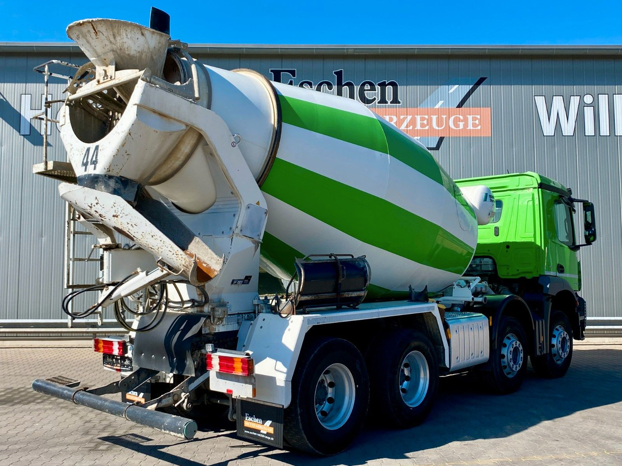 Mercedes-Benz 3240 Arocs 8x4| 9m³ Stetter*Navi*Klima*ASR*Blatt - Mikser za beton: slika 5 Mercedes-Benz 3240 Arocs 8x4| 9m³ Stetter*Navi*Klima*ASR*Blatt - Mikser za beton: slika 5