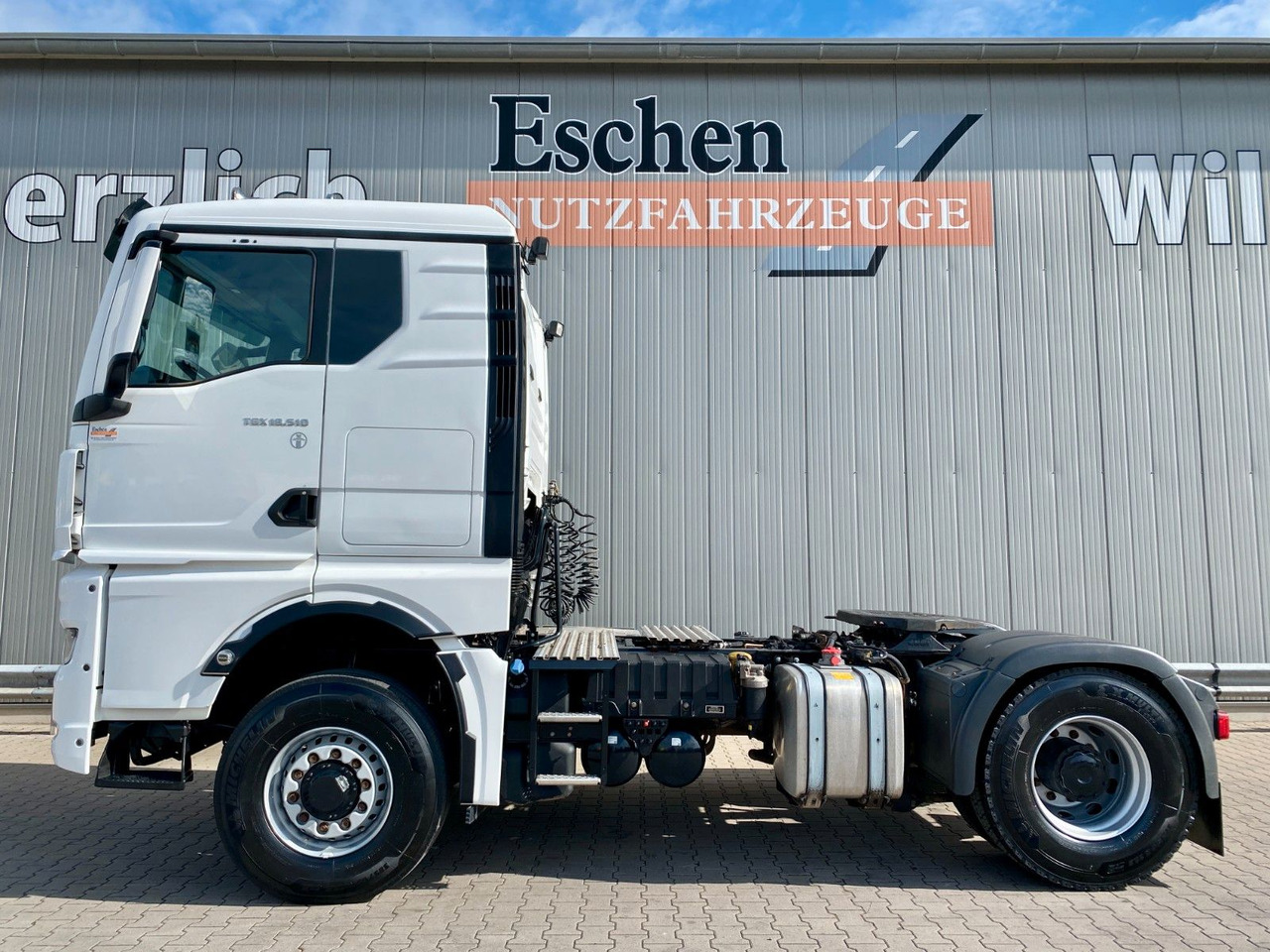 MAN TGX 18.510 4x4 HYDRO | TG3*2x Hydraulik*ACC*Navi - Tegljač: slika 2 MAN TGX 18.510 4x4 HYDRO | TG3*2x Hydraulik*ACC*Navi - Tegljač: slika 2
