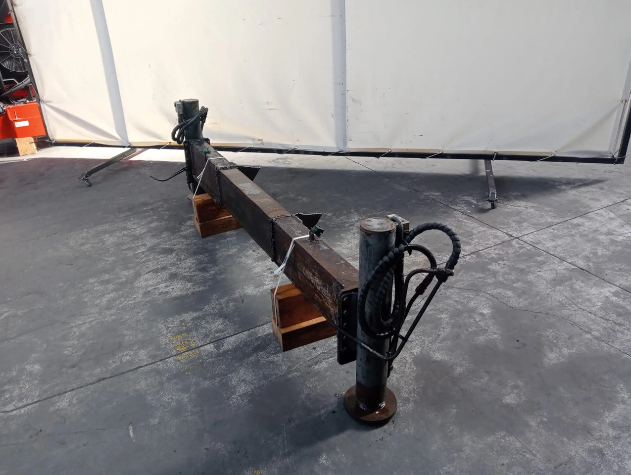 Estabilizador fijo a 2.300 mm - Dodatak za Kran: slika 1 Estabilizador fijo a 2.300 mm - Dodatak za Kran: slika 1