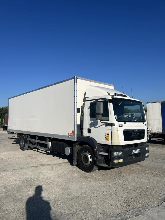 MAN TGM 18.250 - Kamion sa zatvorenim sandukom: slika 5 MAN TGM 18.250 - Kamion sa zatvorenim sandukom: slika 5