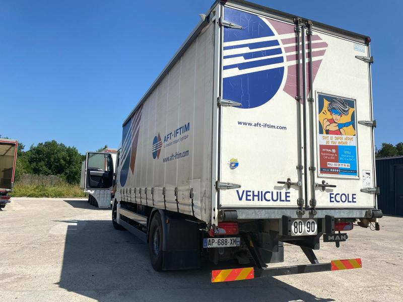 MAN TGX 18.360 - Kamion sa ceradom: slika 3 MAN TGX 18.360 - Kamion sa ceradom: slika 3
