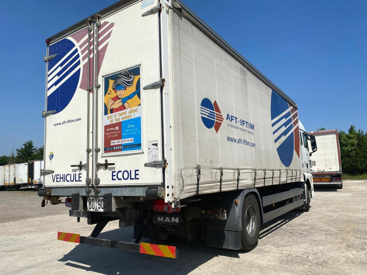 Kamion sa ceradom MAN TGX 18.360: slika 8
