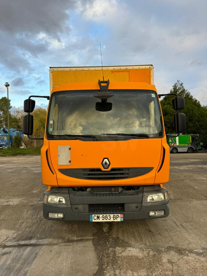 Renault Midlum 220 - Kamion sa zatvorenim sandukom: slika 5 Renault Midlum 220 - Kamion sa zatvorenim sandukom: slika 5