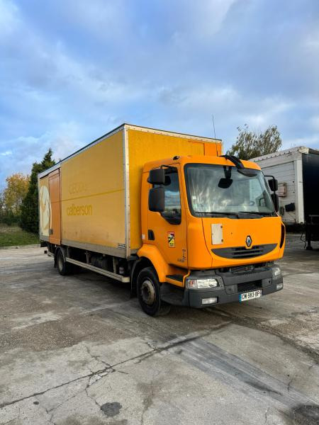 Renault Midlum 220 - Kamion sa zatvorenim sandukom: slika 3 Renault Midlum 220 - Kamion sa zatvorenim sandukom: slika 3