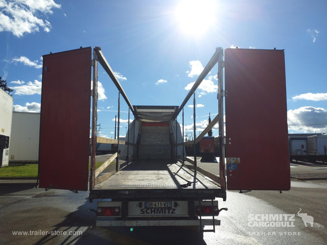 SCHMITZ Curtainsider Standard - Poluprikolica sa ceradom: slika 2 SCHMITZ Curtainsider Standard - Poluprikolica sa ceradom: slika 2