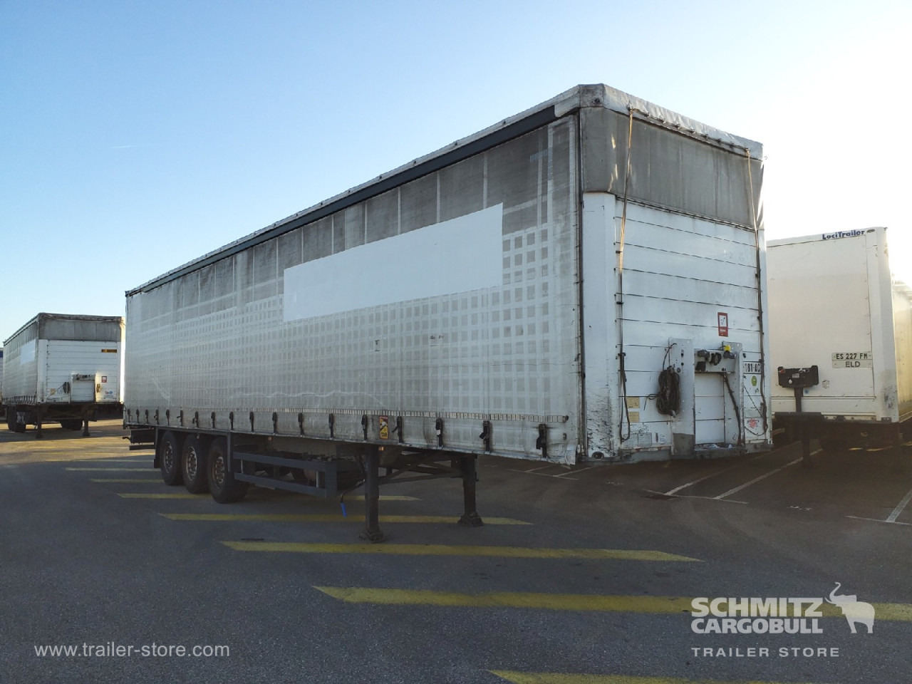 SCHMITZ Curtainsider Standard - Poluprikolica sa ceradom: slika 1 SCHMITZ Curtainsider Standard - Poluprikolica sa ceradom: slika 1