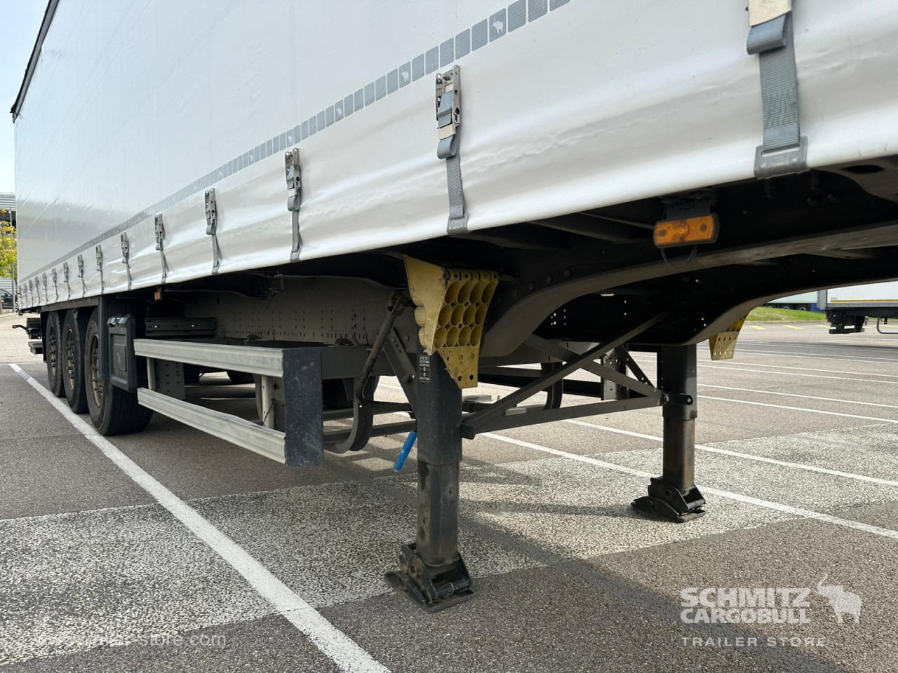 SCHMITZ Curtainsider Standard Taillift - Poluprikolica sa ceradom: slika 3 SCHMITZ Curtainsider Standard Taillift - Poluprikolica sa ceradom: slika 3