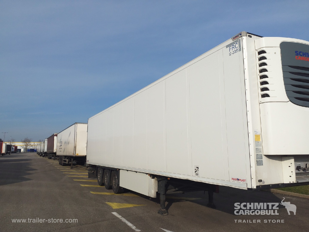 SCHMITZ Reefer Standard - Izotermička poluprikolica: slika 1 SCHMITZ Reefer Standard - Izotermička poluprikolica: slika 1