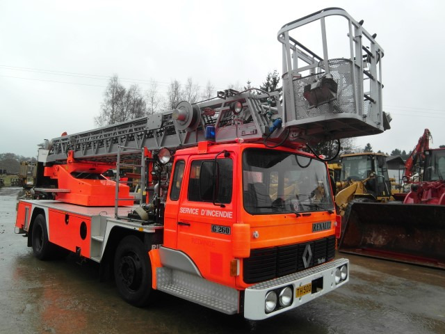 Renault G 260 - Vatrogasni kamion: slika 2 Renault G 260 - Vatrogasni kamion: slika 2
