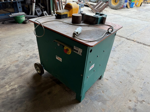 Triax PFX 42 - Mašina za beton: slika 2 Triax PFX 42 - Mašina za beton: slika 2