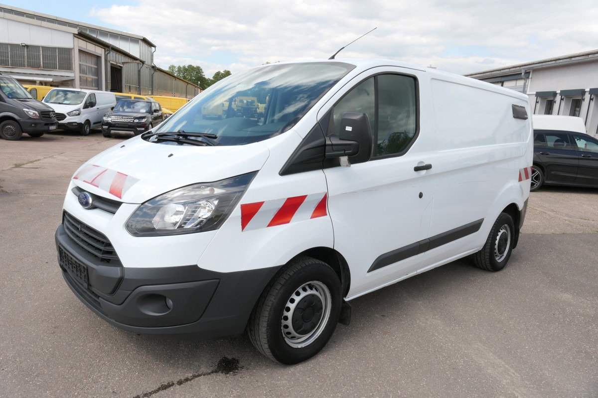 FORD Transit Custom 2,2l TDCI L1H1 KLIMA SORTIMO WERK - Mali kombi: slika 2 FORD Transit Custom 2,2l TDCI L1H1 KLIMA SORTIMO WERK - Mali kombi: slika 2