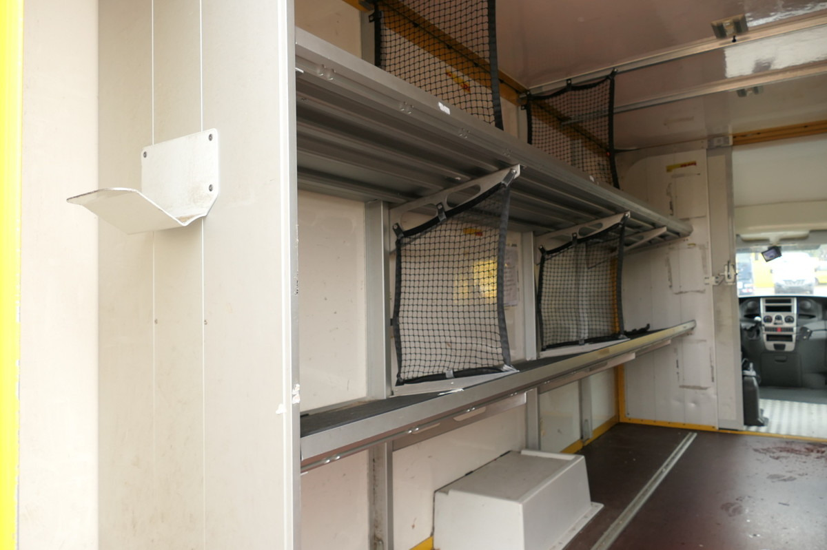 Dostavno vozilo sa zatvorenim sandukom IVECO Daily 35 S11 C30C AUTOMATIK KAMERA MAXI Regale D: slika 8