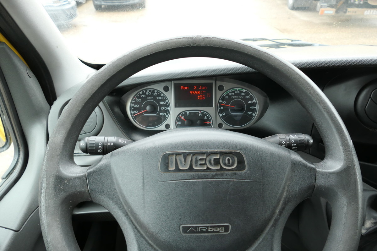 Dostavno vozilo sa zatvorenim sandukom IVECO Daily 35 S11 C30C AUTOMATIK KAMERA MAXI Regale D: slika 12