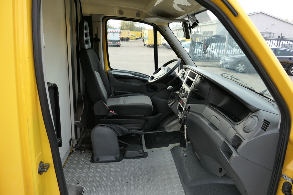 IVECO Daily 35 S11 C30C AUTOMATIK KAMERA MAXI Regale D - Dostavno vozilo sa zatvorenim sandukom: slika 5 IVECO Daily 35 S11 C30C AUTOMATIK KAMERA MAXI Regale D - Dostavno vozilo sa zatvorenim sandukom: slika 5