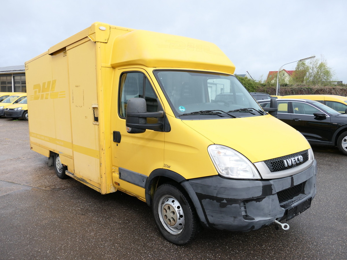 IVECO Daily 35 S11 C30C AUTOMATIK KAMERA MAXI Regale D - Dostavno vozilo sa zatvorenim sandukom: slika 2 IVECO Daily 35 S11 C30C AUTOMATIK KAMERA MAXI Regale D - Dostavno vozilo sa zatvorenim sandukom: slika 2