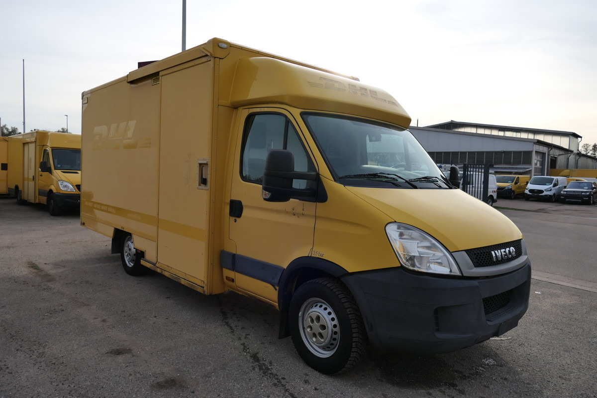 IVECO Daily 35 S11 C30C AUTOMATIK KAMERA MAXI Regale D - Dostavno vozilo sa zatvorenim sandukom: slika 2 IVECO Daily 35 S11 C30C AUTOMATIK KAMERA MAXI Regale D - Dostavno vozilo sa zatvorenim sandukom: slika 2