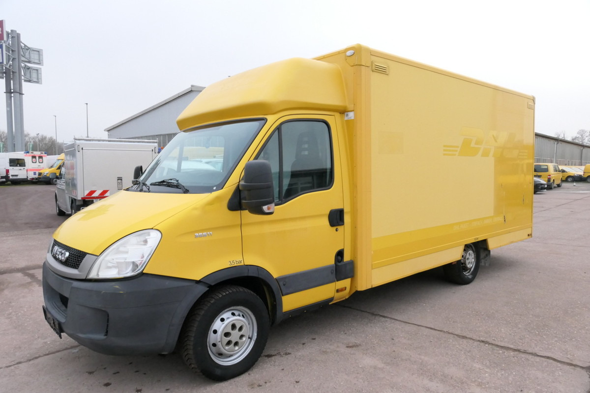IVECO Daily 35 S11 C30C AUTOMATIK KAMERA MAXI Regale L - Dostavno vozilo sa zatvorenim sandukom: slika 2 IVECO Daily 35 S11 C30C AUTOMATIK KAMERA MAXI Regale L - Dostavno vozilo sa zatvorenim sandukom: slika 2