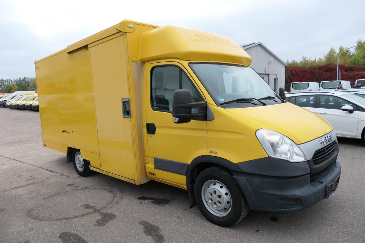 IVECO Daily 35 S11 C30C AUTOMATIK KAMERA Regale LUFT D - Dostavno vozilo sa zatvorenim sandukom: slika 1 IVECO Daily 35 S11 C30C AUTOMATIK KAMERA Regale LUFT D - Dostavno vozilo sa zatvorenim sandukom: slika 1