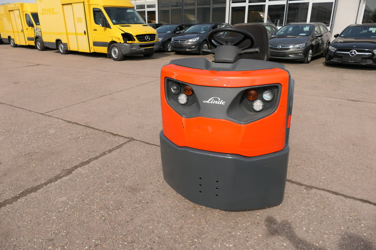 LINDE P 60 Z Schlepper Batterie 49/2019 3-Rad - Vučno vozilo: slika 2 LINDE P 60 Z Schlepper Batterie 49/2019 3-Rad - Vučno vozilo: slika 2