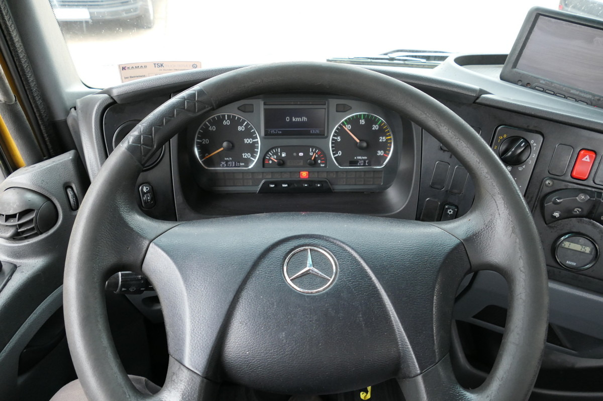 Kamion za prevoz kontejnera/ Kamion sa promenjivim sandukom MERCEDES-BENZ KAMAG WBH 25 Wiesel Terberg Umsetzfahrz. Sattelk: slika 12