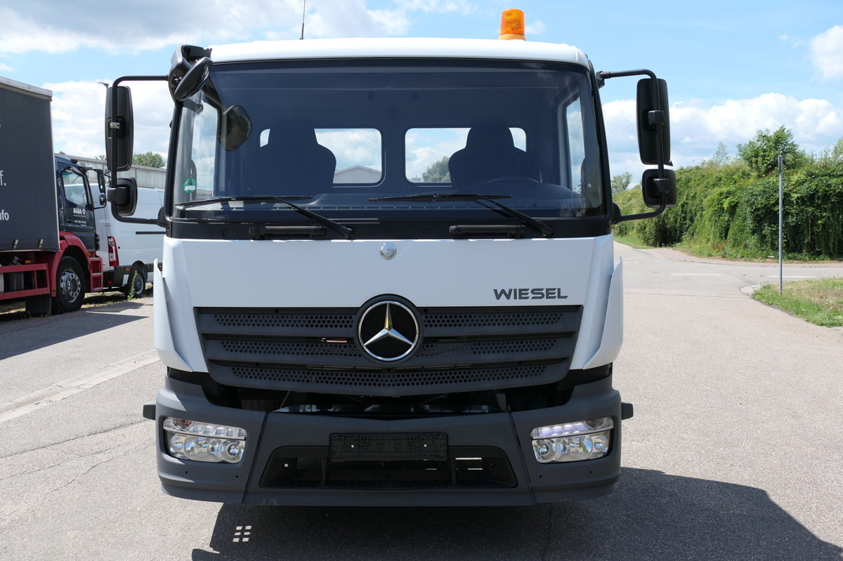 MERCEDES-BENZ Kamag Wiesel WBH 25 Wiesel Umsetzfahrzeug - Kamion za prevoz kontejnera/ Kamion sa promenjivim sandukom: slika 3 MERCEDES-BENZ Kamag Wiesel WBH 25 Wiesel Umsetzfahrzeug - Kamion za prevoz kontejnera/ Kamion sa promenjivim sandukom: slika 3
