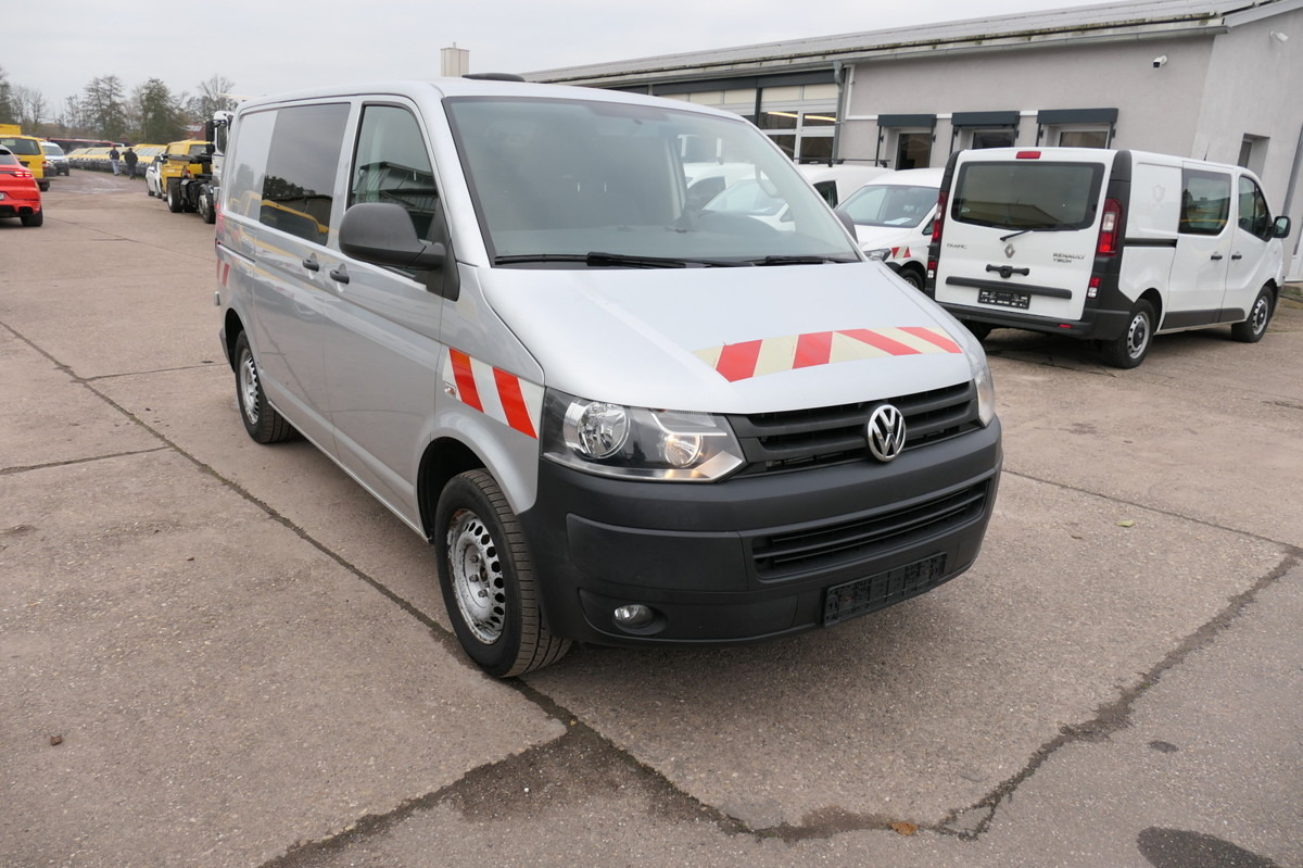 VW T5 Transporter 2.0 TDI 2-Sitzer 4 Motion AHK KLI - Mali kombi: slika 2 VW T5 Transporter 2.0 TDI 2-Sitzer 4 Motion AHK KLI - Mali kombi: slika 2