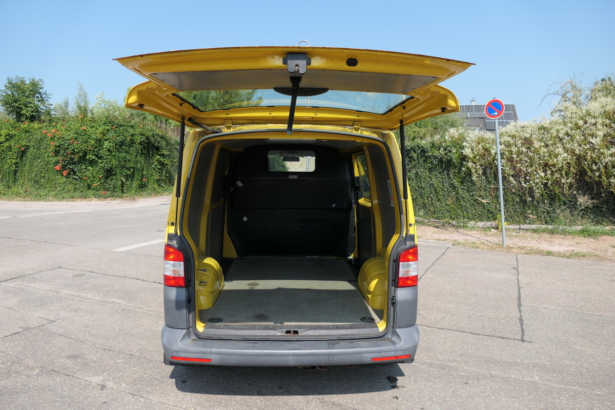 VW T5 Transporter 2.0 TDI 2xSCHIEBETÜR PARKTRONIK E - Mali kombi: slika 5 VW T5 Transporter 2.0 TDI 2xSCHIEBETÜR PARKTRONIK E - Mali kombi: slika 5