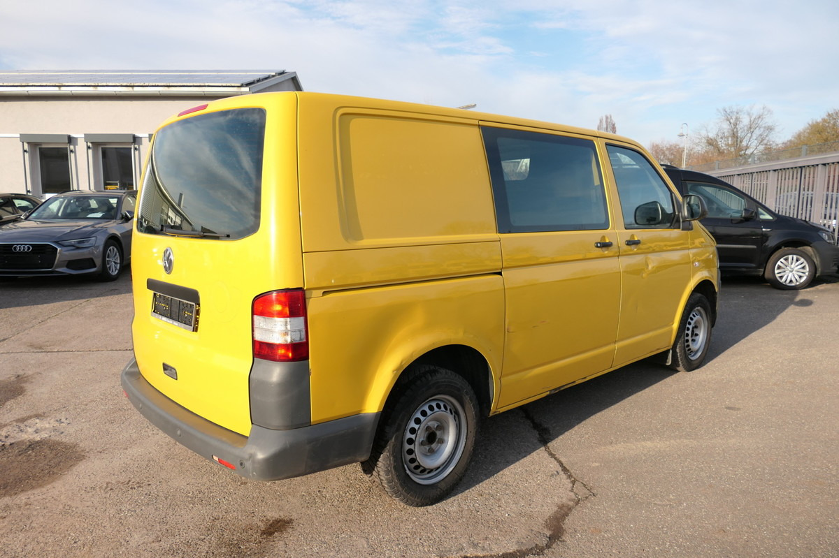 VW T5 Transporter 2.0 TDI PARKTRONIK 2xSCHIEBETÜR C - Mali kombi: slika 4 VW T5 Transporter 2.0 TDI PARKTRONIK 2xSCHIEBETÜR C - Mali kombi: slika 4