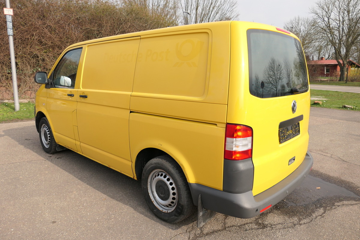 VW T5 Transporter 2.0 TDI PARKTRONIK EURO-5 2xSCHIE - Mali kombi: slika 5 VW T5 Transporter 2.0 TDI PARKTRONIK EURO-5 2xSCHIE - Mali kombi: slika 5