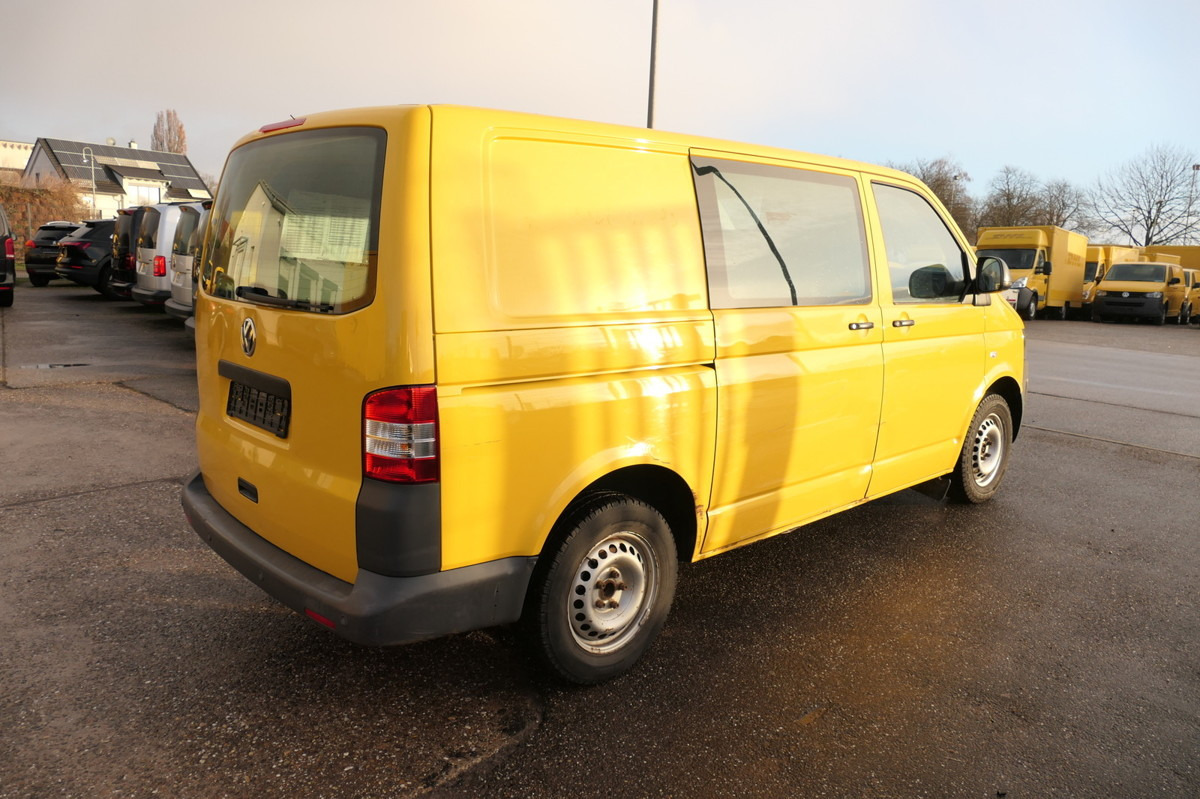 VW T5 Transporter 2.0 TDI PARKTRONIK EURO-5 2xSCHIE - Mali kombi: slika 4 VW T5 Transporter 2.0 TDI PARKTRONIK EURO-5 2xSCHIE - Mali kombi: slika 4