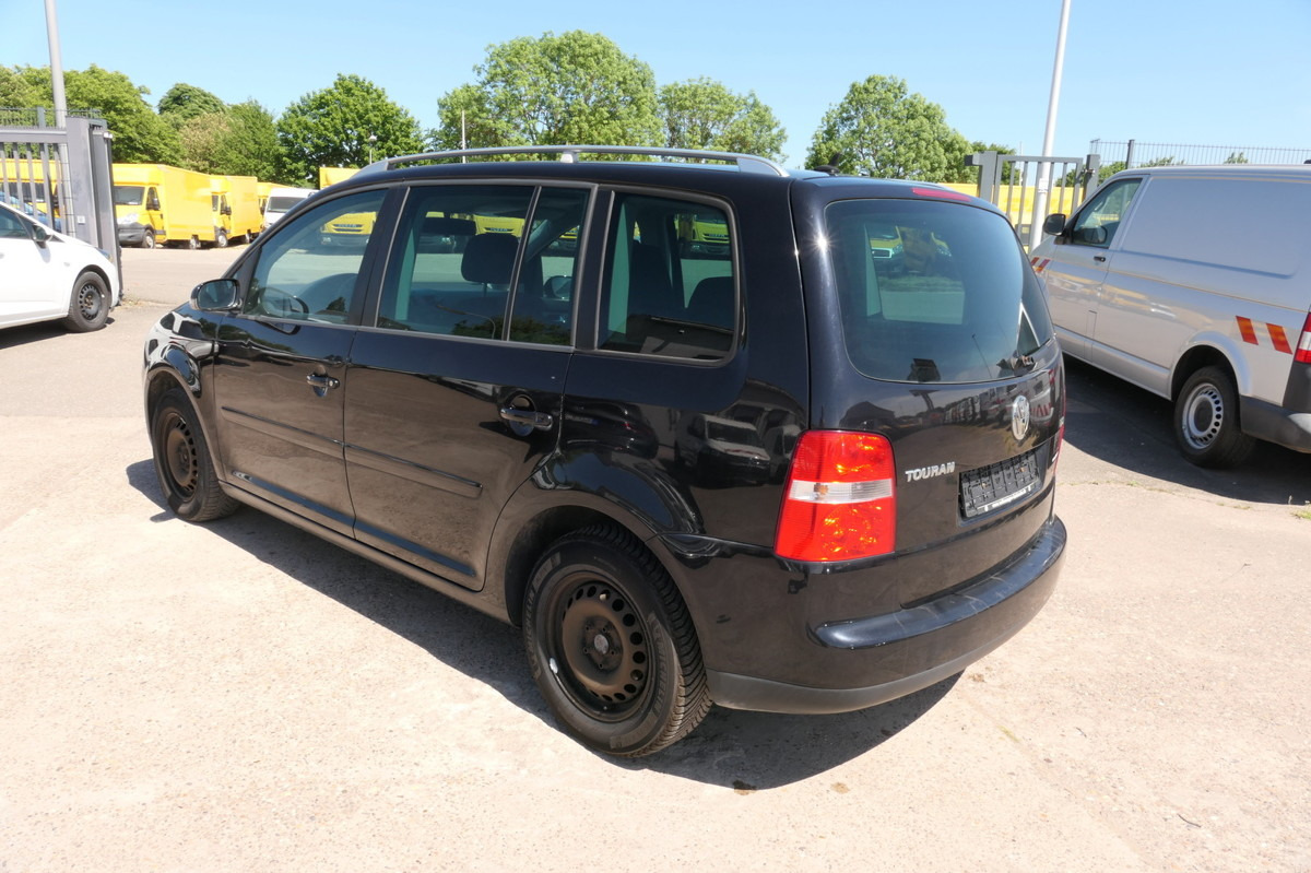 VW Touran Trendline - Automobil: slika 4 VW Touran Trendline - Automobil: slika 4