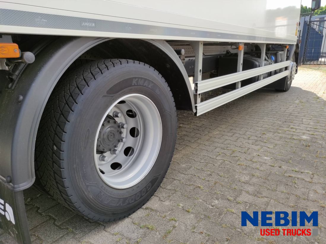 Kamion sa zatvorenim sandukom Renault D 280 4x2 - 35.950km - DHollandia 1500Kg: slika 21