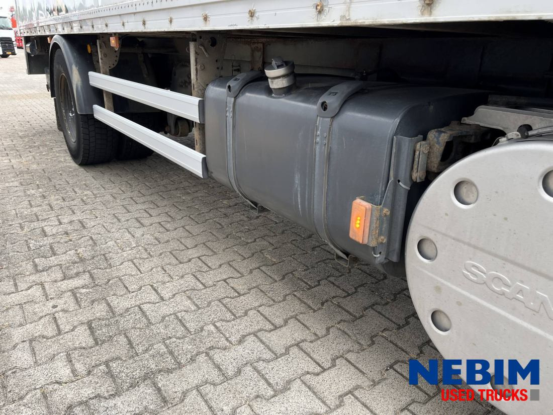 Kamion sa zatvorenim sandukom Scania P270 343.938km - 3 front seats: slika 20