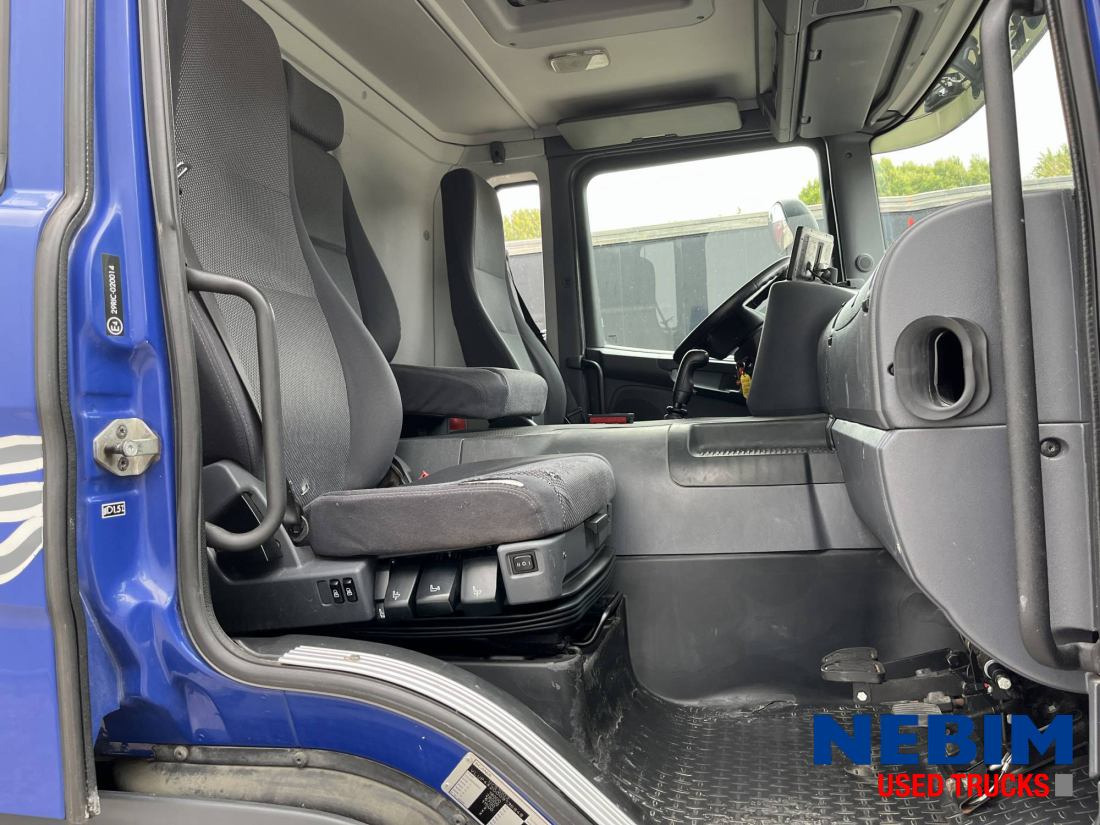 Scania P270 343.938km - 3 front seats - Kamion sa zatvorenim sandukom: slika 4 Scania P270 343.938km - 3 front seats - Kamion sa zatvorenim sandukom: slika 4