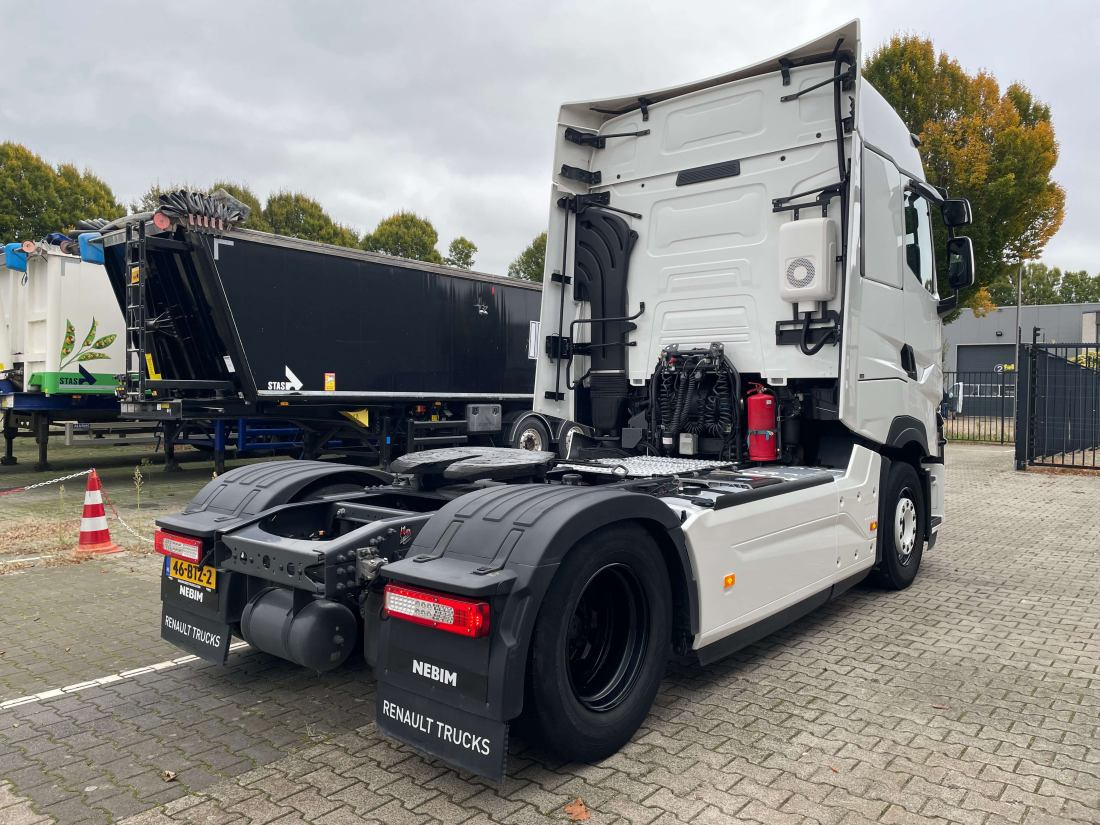 Renault T HIGH 520 4x2 new tacho - Parking Airco - Tegljač: slika 2 Renault T HIGH 520 4x2 new tacho - Parking Airco - Tegljač: slika 2