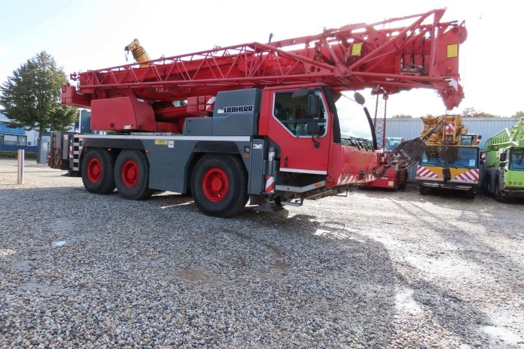Liebherr LTM 1055-3.2  - Autokran za sve terene: slika 2 Liebherr LTM 1055-3.2  - Autokran za sve terene: slika 2