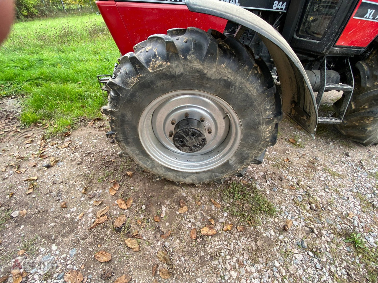 Case IH 844 A - Traktor: slika 4 Case IH 844 A - Traktor: slika 4
