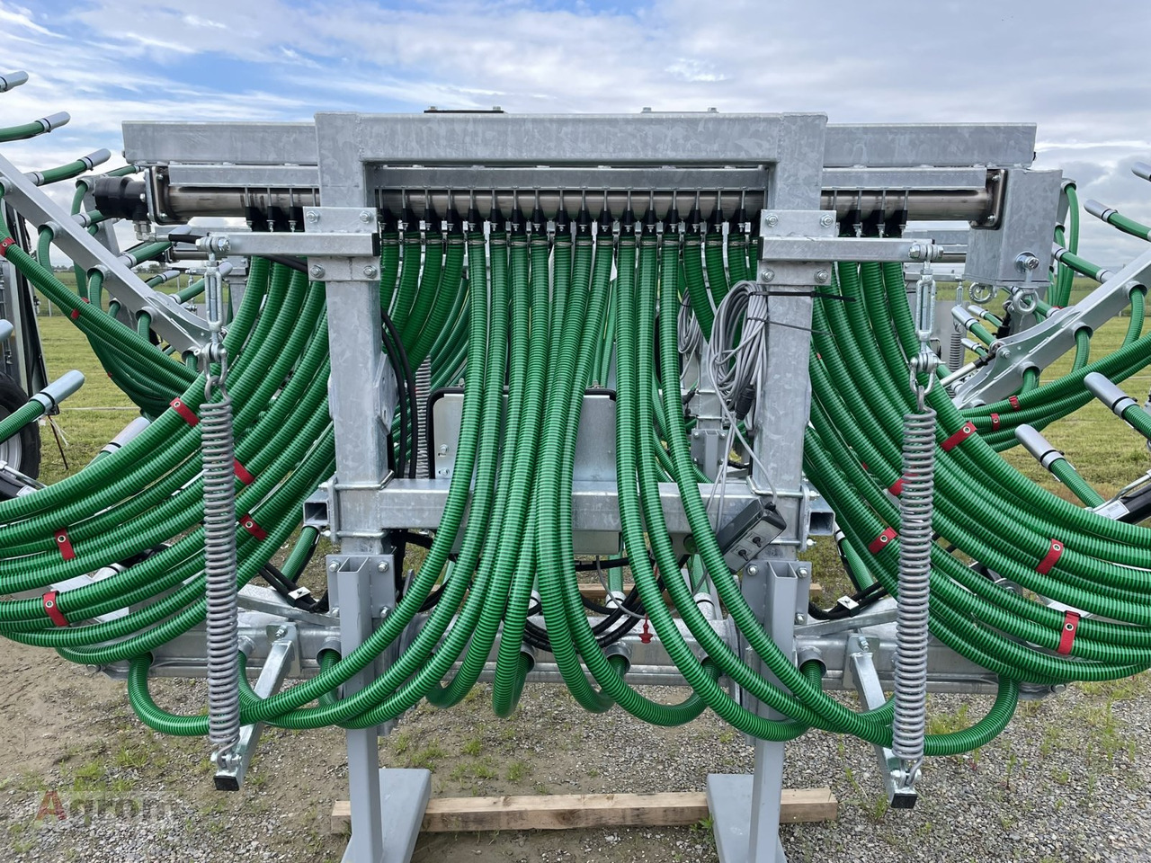 Fliegl Schleppschuhverteiler Compact 7,5 m - Deponator gnojnice: slika 3 Fliegl Schleppschuhverteiler Compact 7,5 m - Deponator gnojnice: slika 3