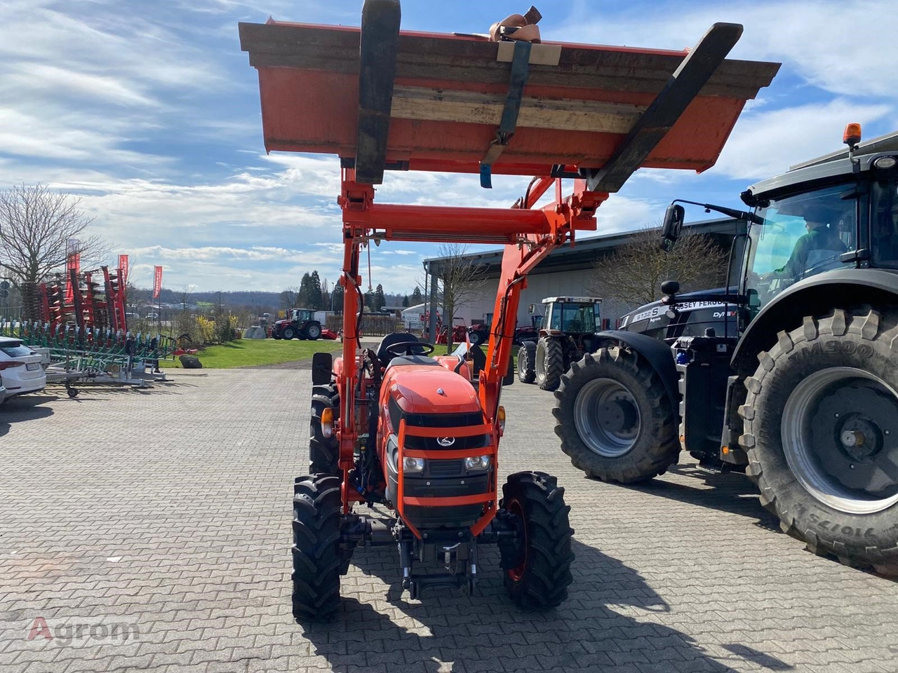 Kubota L 1501 - Traktor: slika 4 Kubota L 1501 - Traktor: slika 4