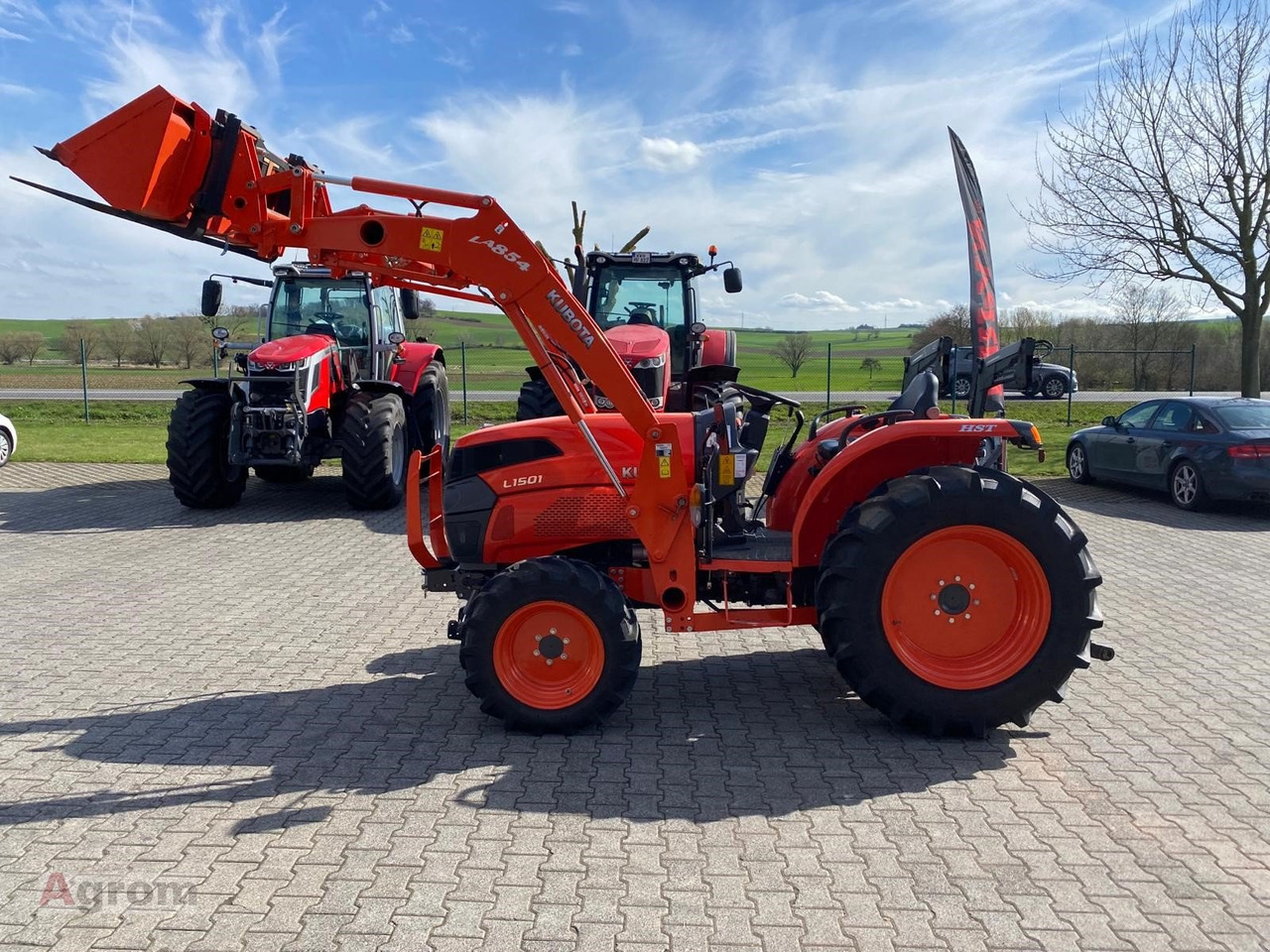 Kubota L 1501 - Traktor: slika 1 Kubota L 1501 - Traktor: slika 1