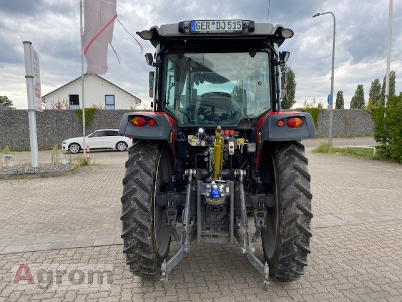 Massey Ferguson 5711 - Traktor: slika 4 Massey Ferguson 5711 - Traktor: slika 4