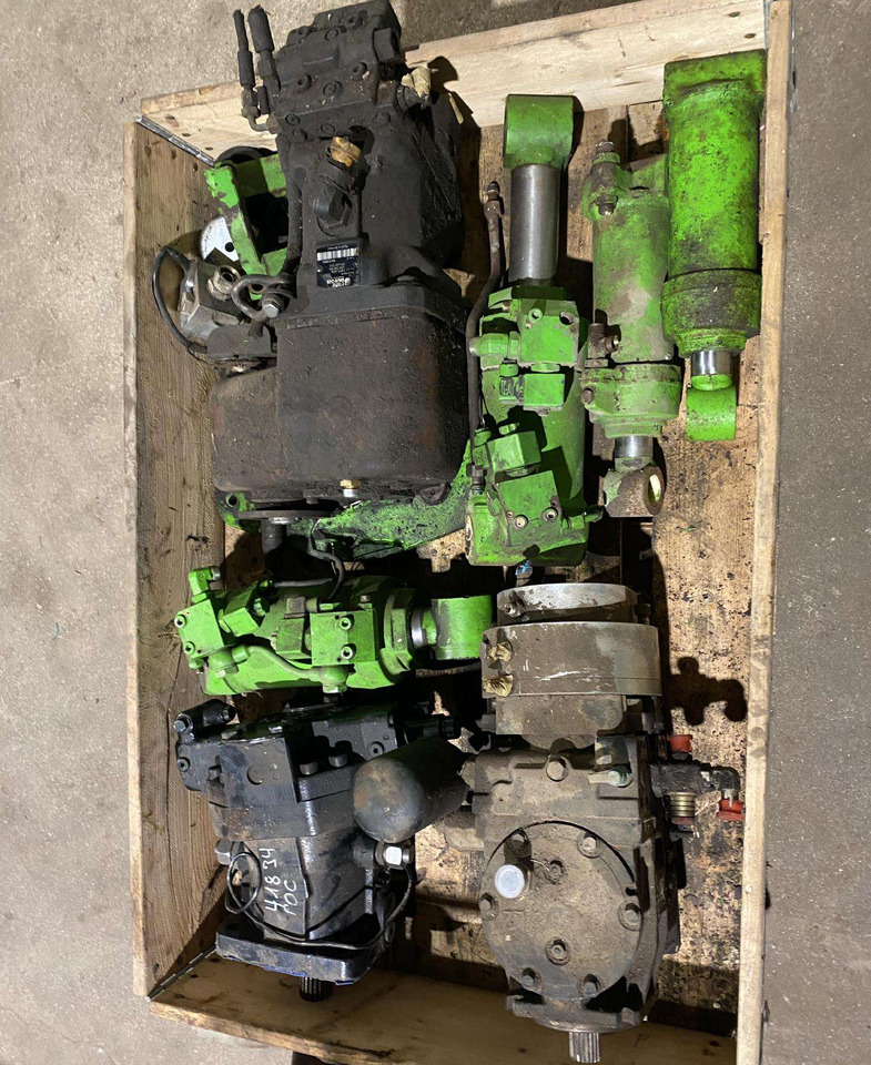 Merlo Merlo - Hauba za Poljoprivredna mašina: slika 2 Merlo Merlo - Hauba za Poljoprivredna mašina: slika 2