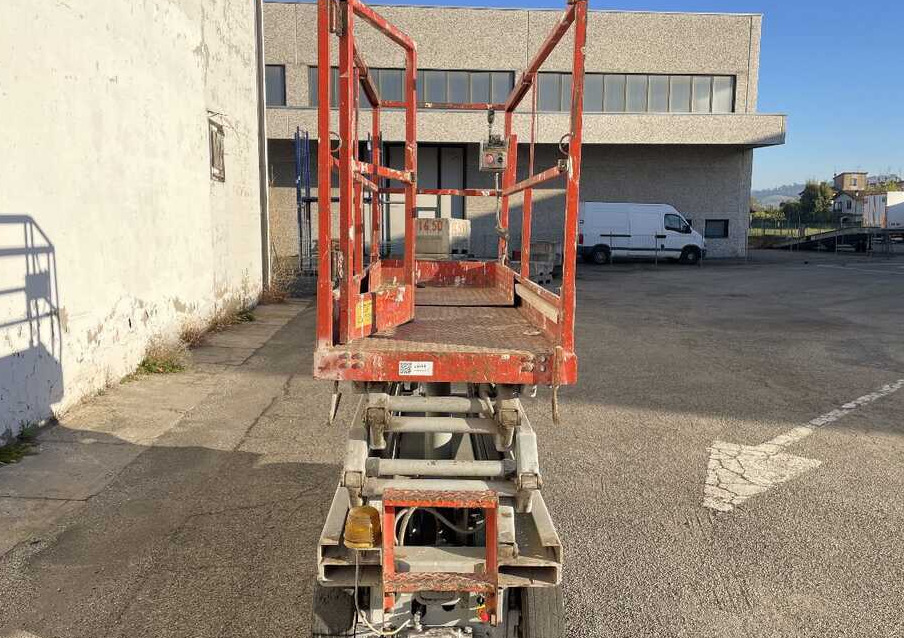 SKYJACK 3220 - Lift u obliku makaza: slika 3 SKYJACK 3220 - Lift u obliku makaza: slika 3
